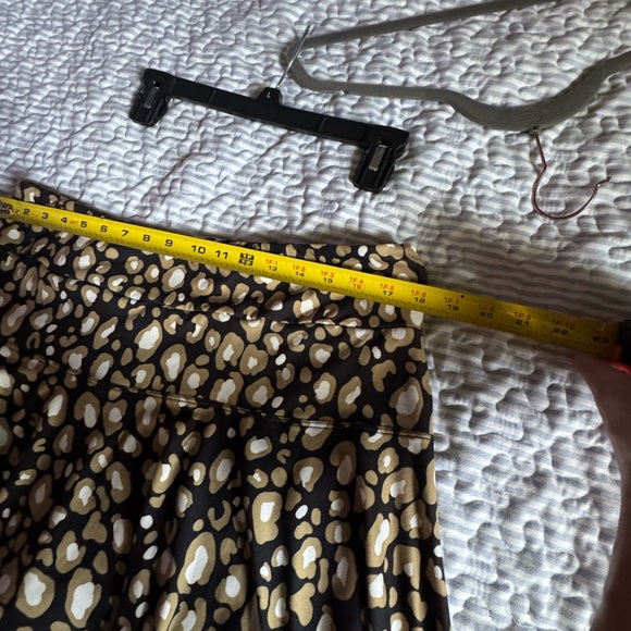 Leopard Print Women's Skirt/ skirt - Picture 3 of 6